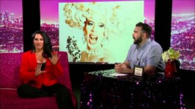 Hey Qween! BONUS: Michelle Visage On Reading Unprofessional Qweens Photo