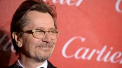 Garly Oldman Signs On To CRIMINAL – AMC Movie News Photo